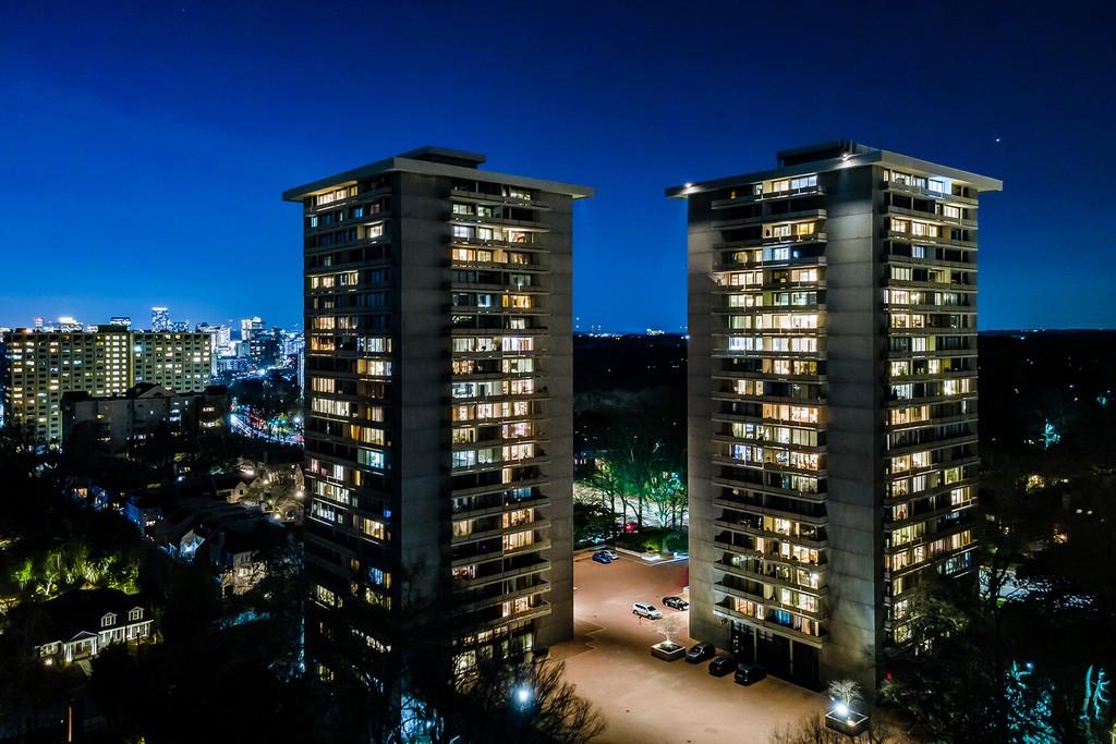 Art-filled midcentury condo, a magazine darling, fancies